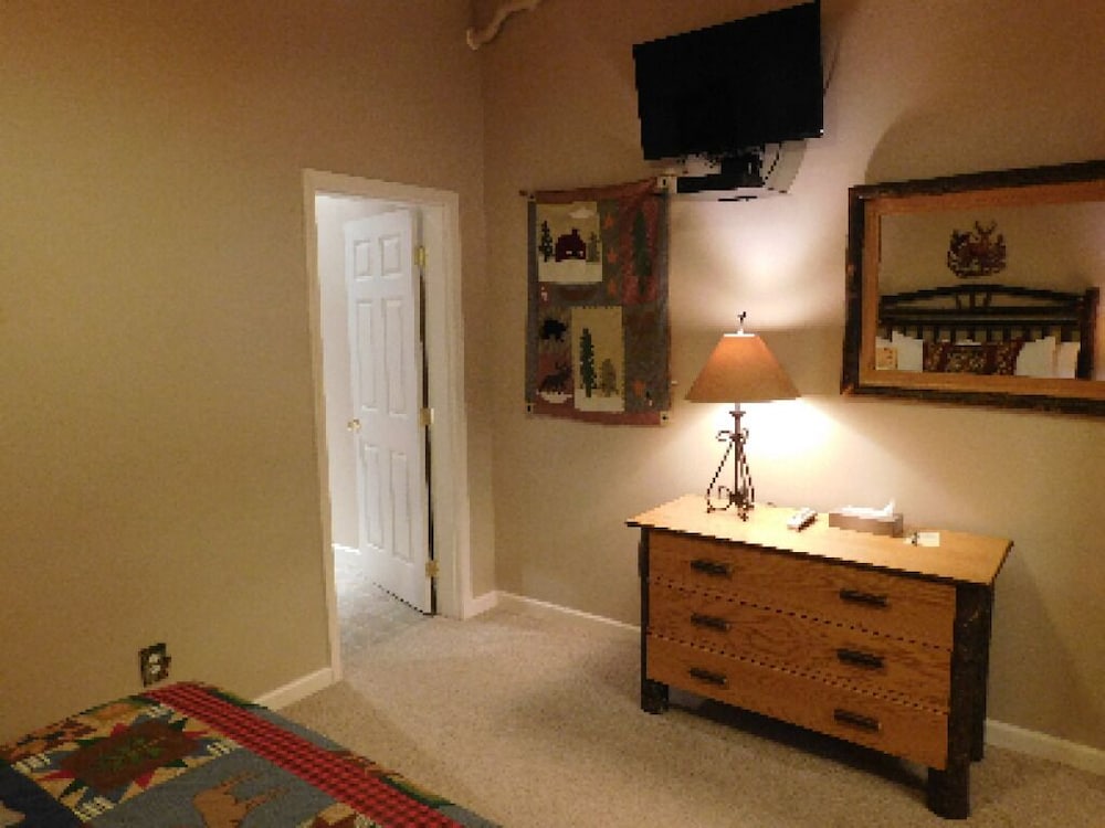 Double Room, Hot Tub (Room 10) photo 3