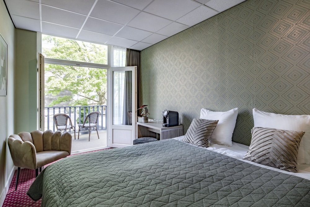 Superior Double Room, 1 Queen Bed, Balcony