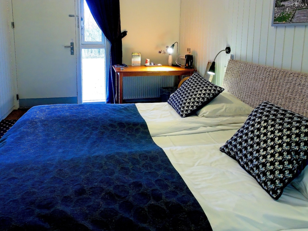 Economy Room (Motel) - Photo 14