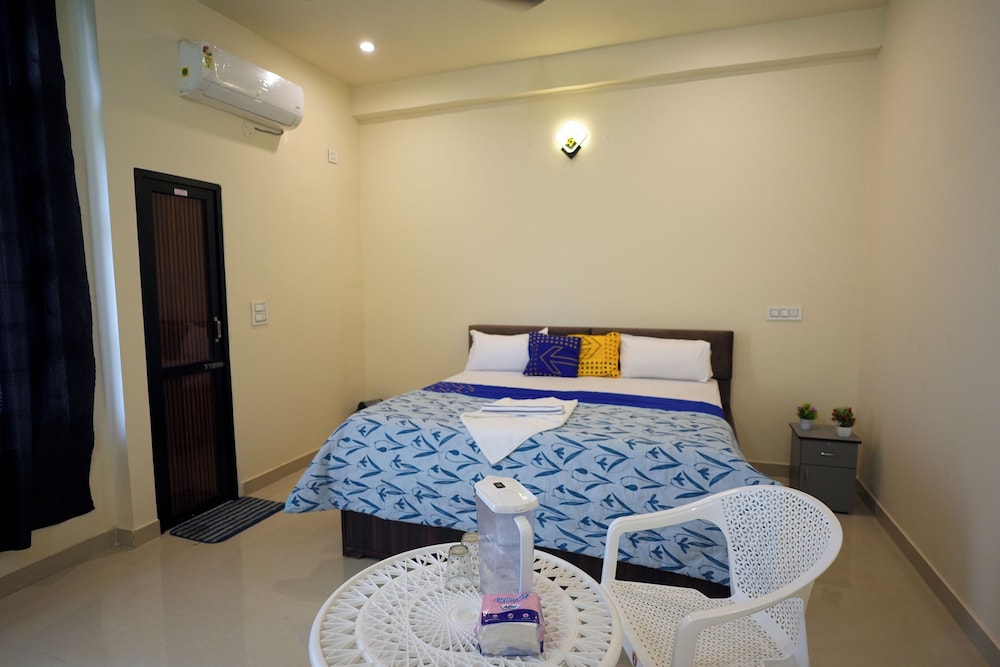 Superior Double Room, Balcony, City View photo 2