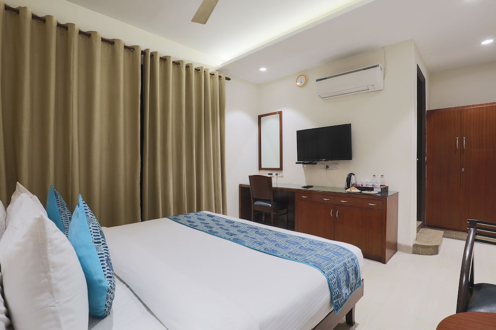 Deluxe Room - Photo 10