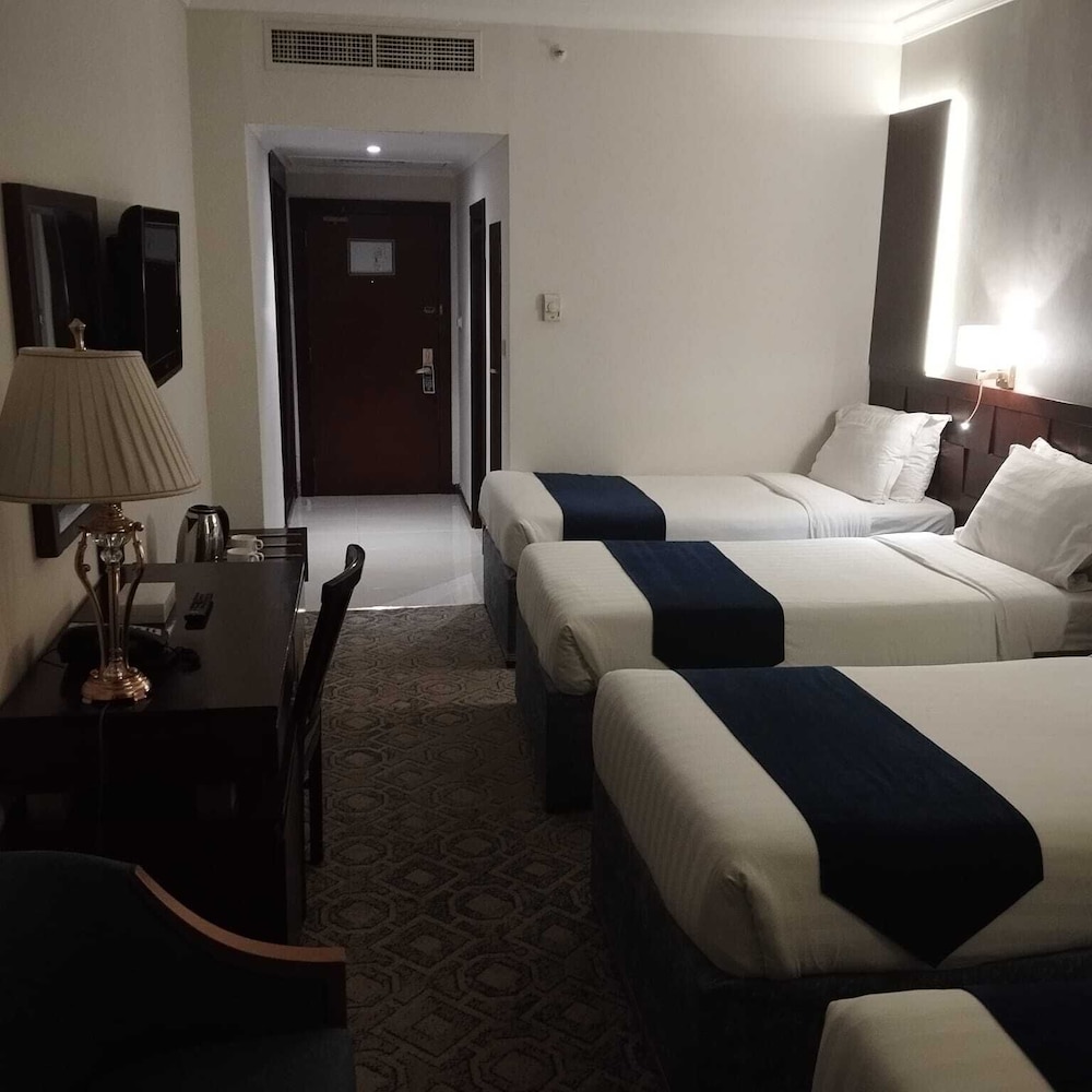 Standard Triple Room photo 3
