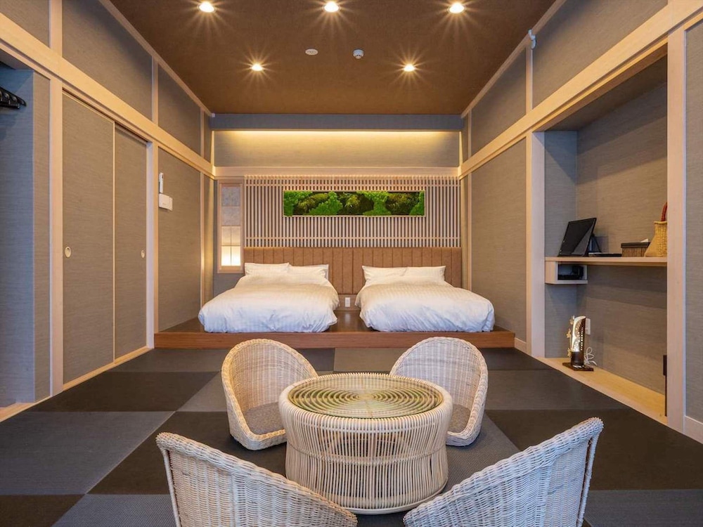 Superior Twin Room - Photo 1