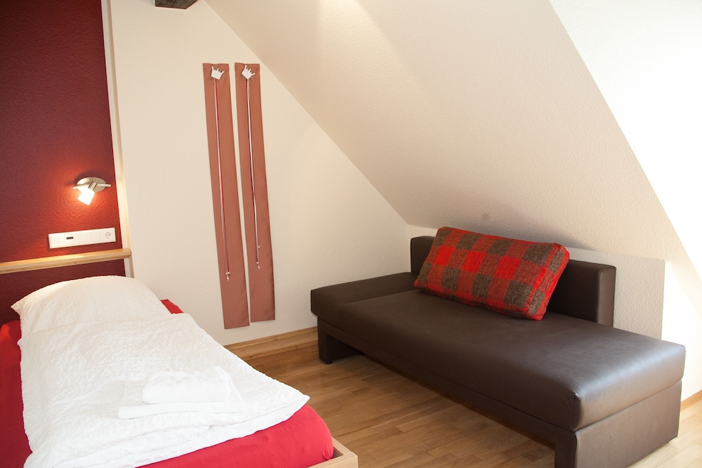 Standard Room, 2 Bedrooms (8) photo 2