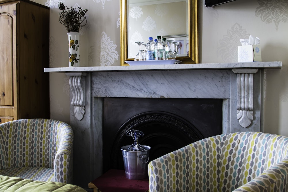 Superior Double or Twin Room, Ensuite, Sea View photo 2