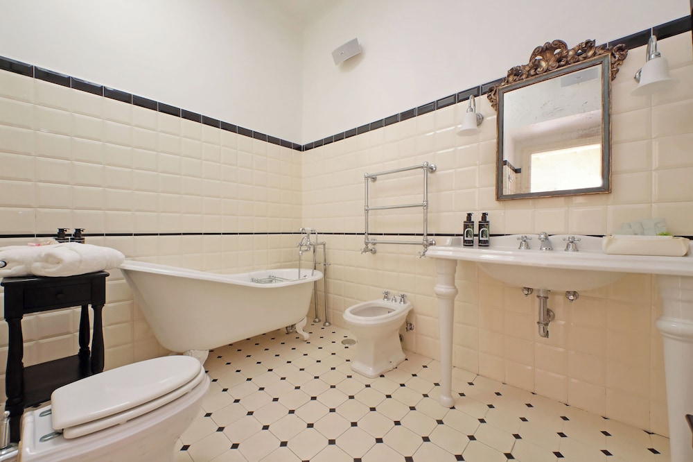 Presidential Studio Suite photo 2