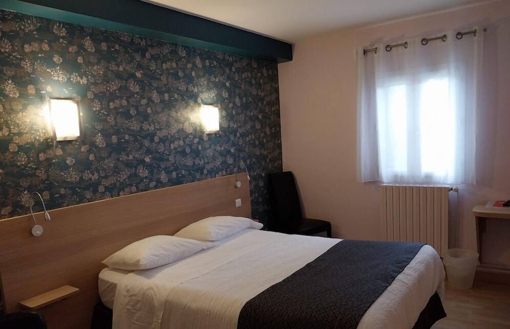 Standard Twin Room photo 2