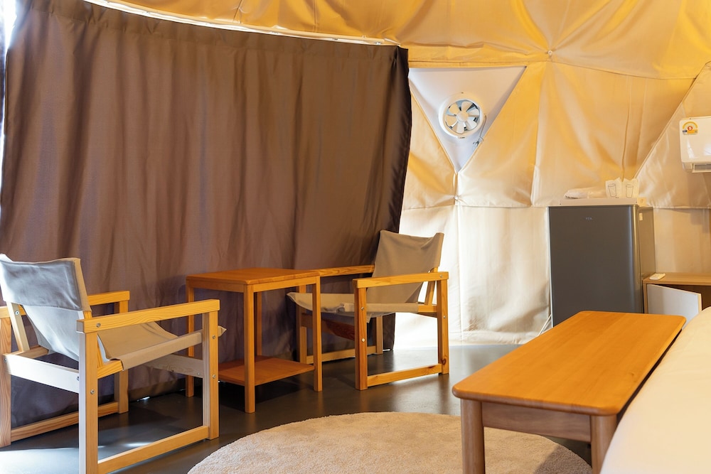 Tent - Photo 8