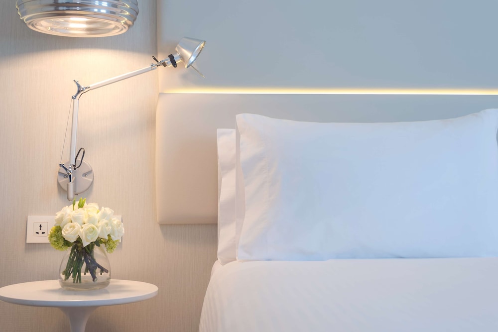 Junior Suite (Extra Bed 3 adults)