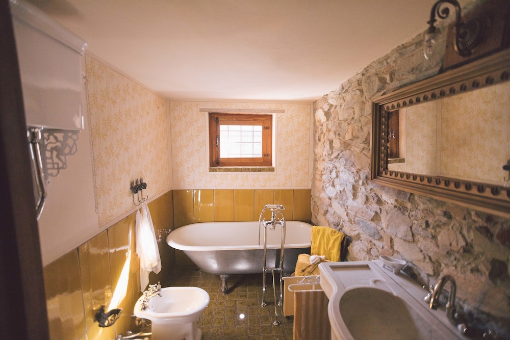 Romantic Suite, 1 Bedroom, Terrace, River View (Suite Del Mulino) photo 3