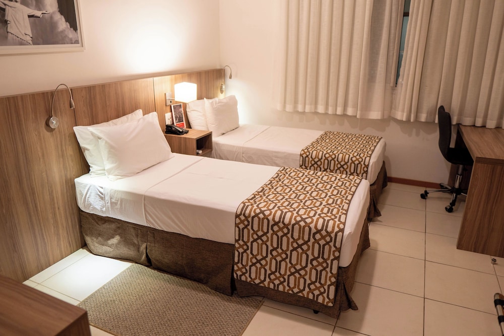 Junior Twin Suite