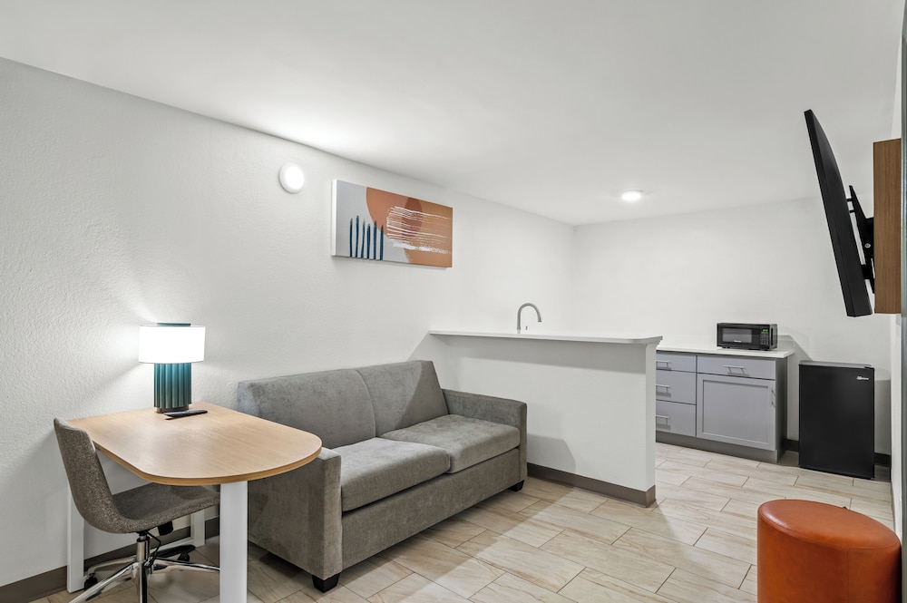 Suite, 2 Bedrooms photo 1