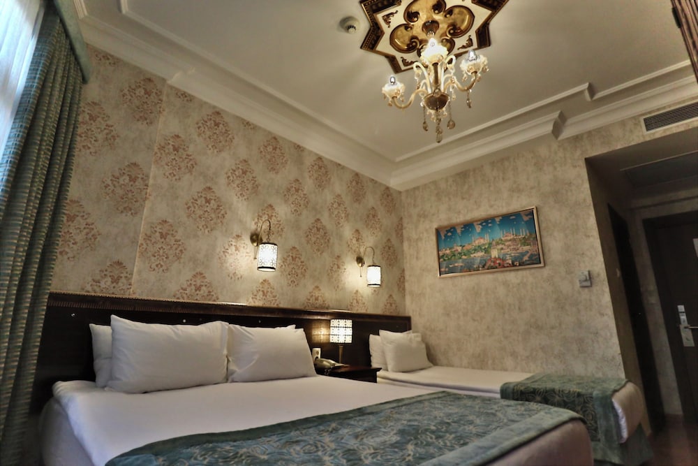 Superior Triple Room, Sea View photo 3