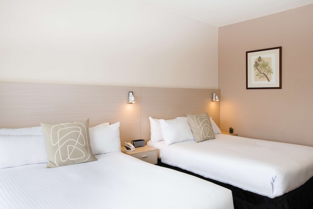 Deluxe Twin Room, Balcony - Photo 2
