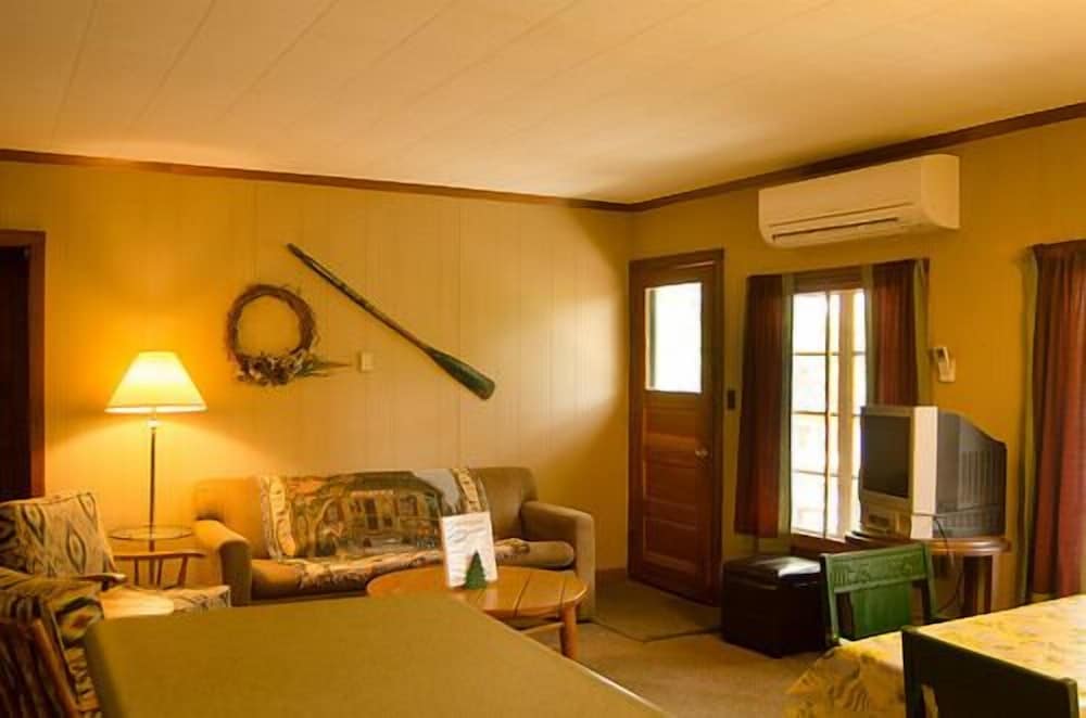 Cabin, 4 Bedrooms (Cabin 14) photo 2