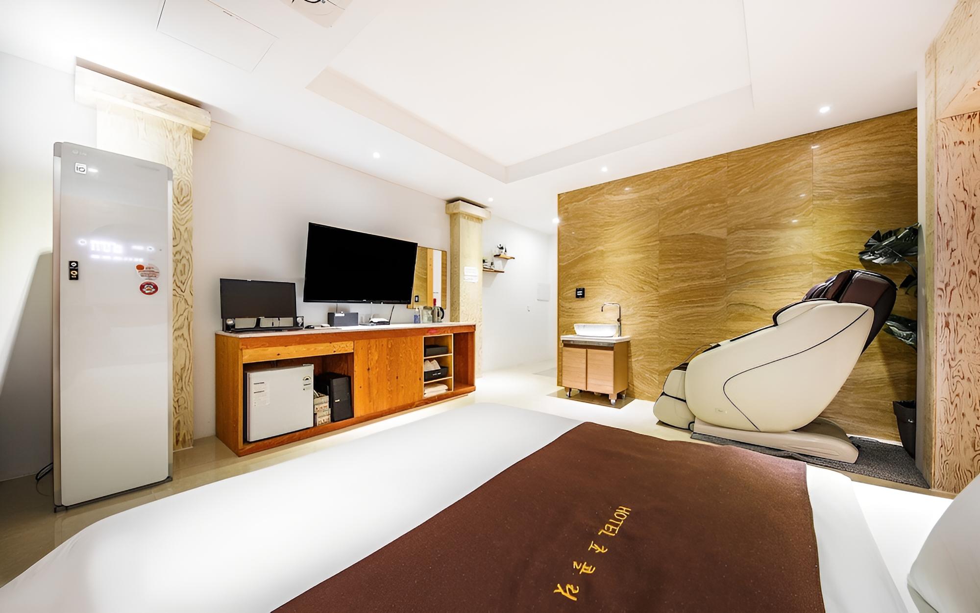 Room (Sweet - double + double (magic chair ) photo 2