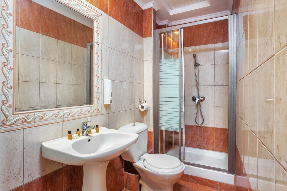 Family Suite, 1 Bedroom, Balcony photo 3