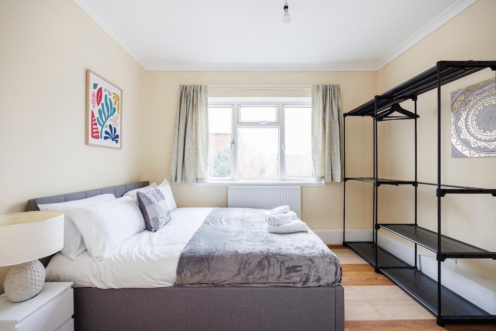 East Croydon Home - Contractors, 사진 12