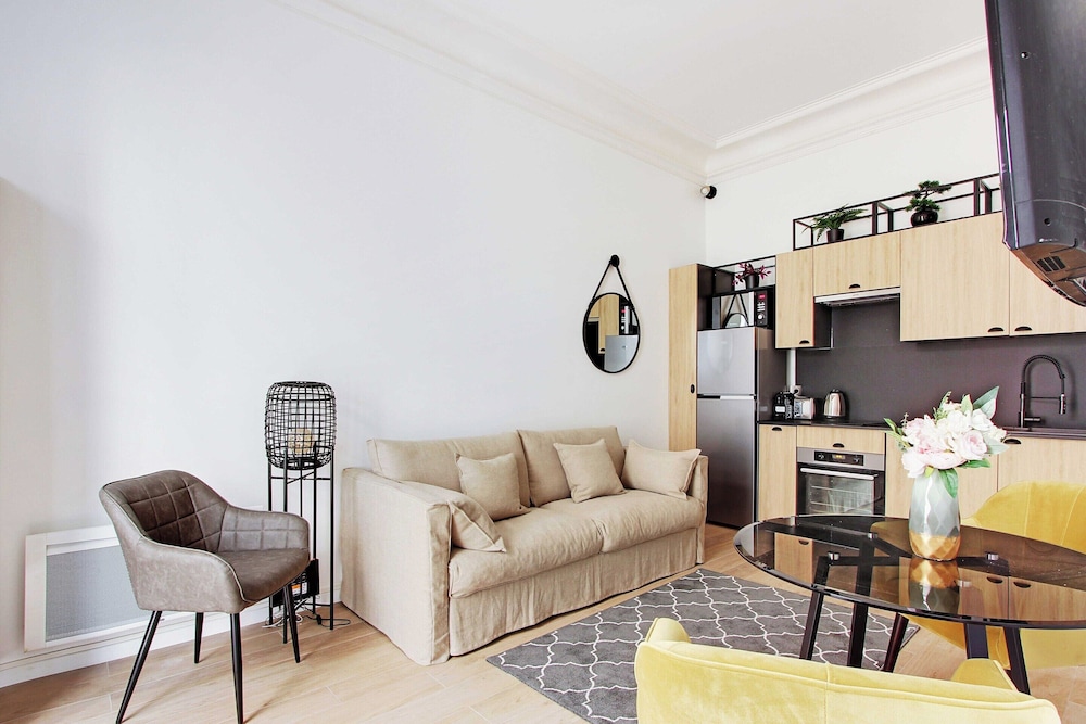 Apartment photo 3