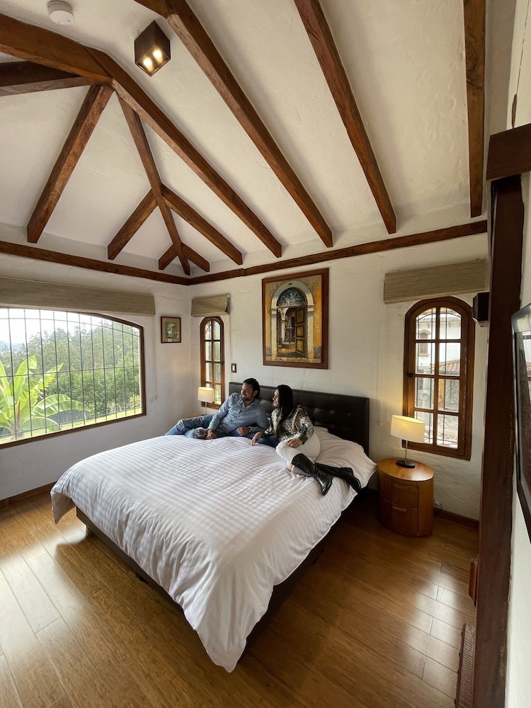 Deluxe Room, Balcony, Valley View photo 1