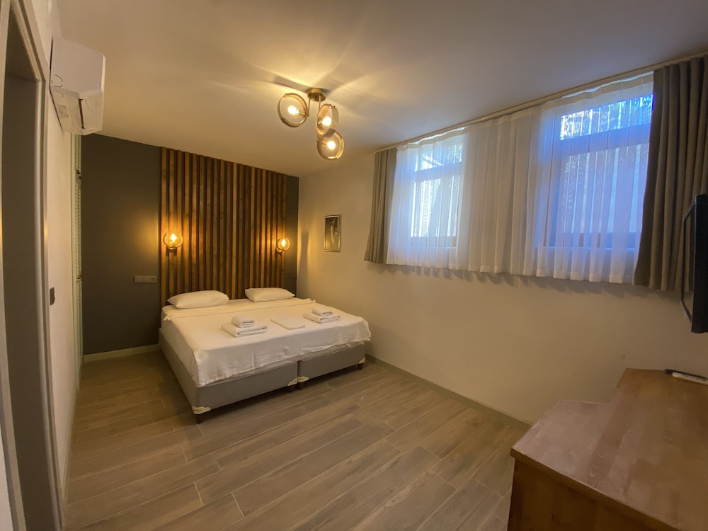 Bodrum Kat Cift Kisilik Oda photo 1