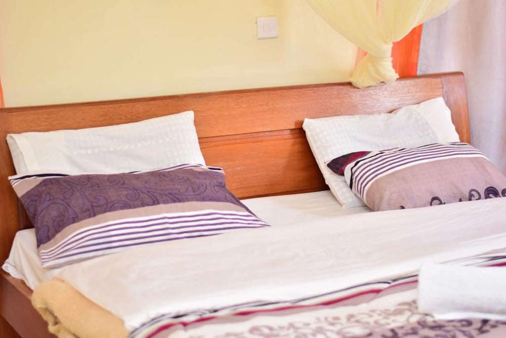 Suite, 3 Bedrooms photo 3