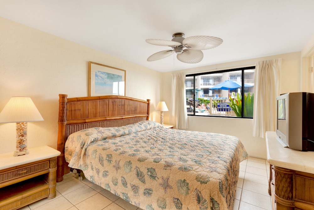 Suite, 1 Bedroom, Oceanfront photo 2