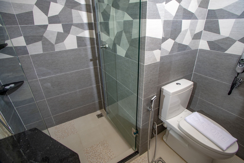 Apartment, 2 Bedrooms - Photo 5