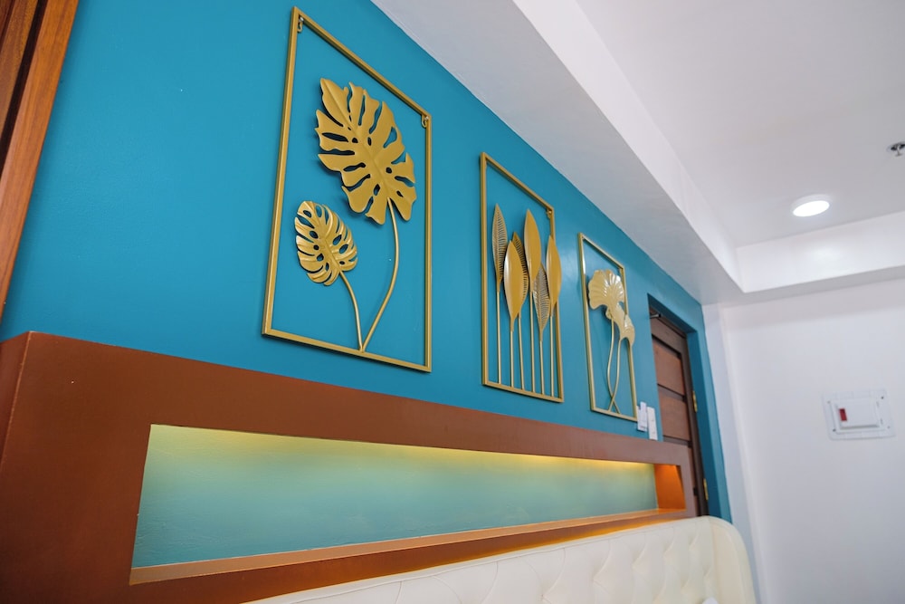 Family Room - Photo 12