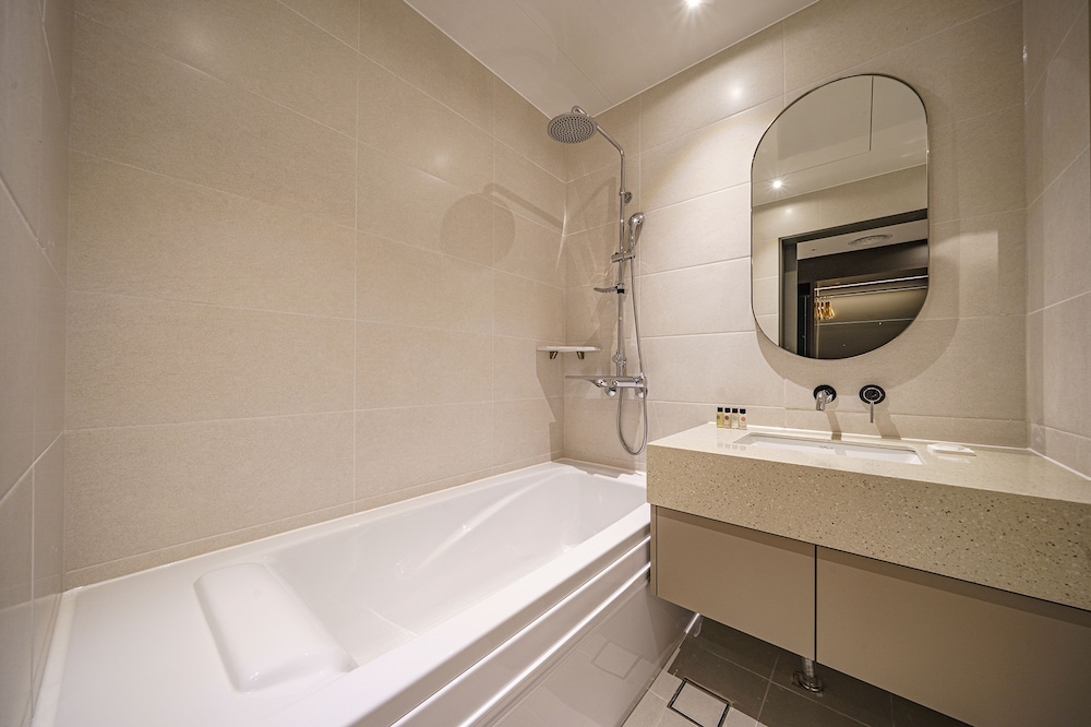 Premier Double Room - Photo 4