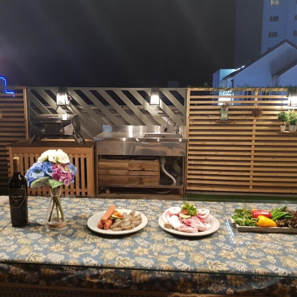 Garden VIP Camping Package photo 1