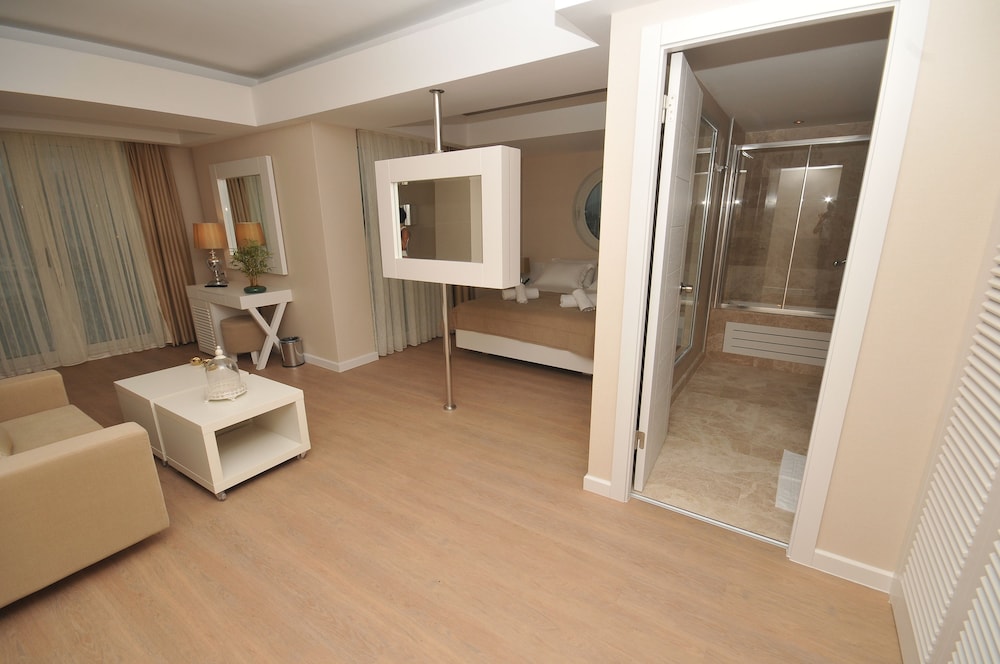 Deluxe Room, Sea View