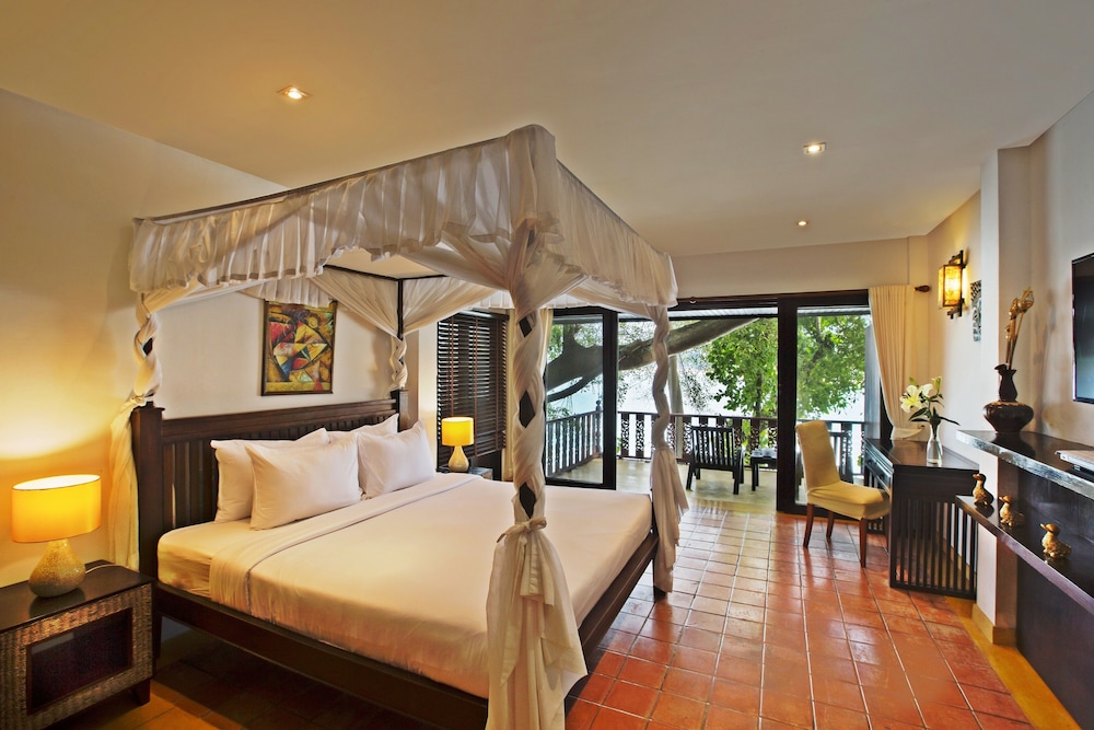 Deluxe Room, Sea View photo 2