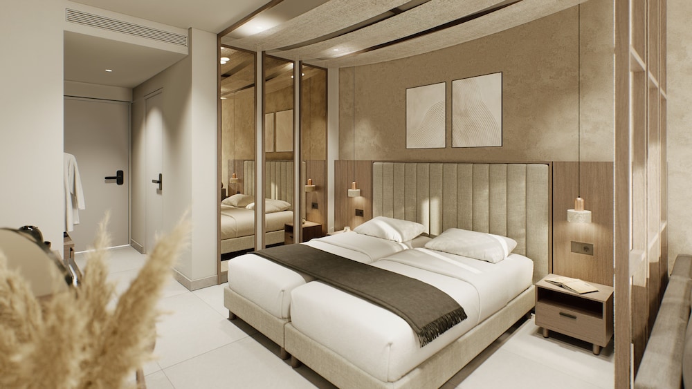 Signature Suite - Photo 1