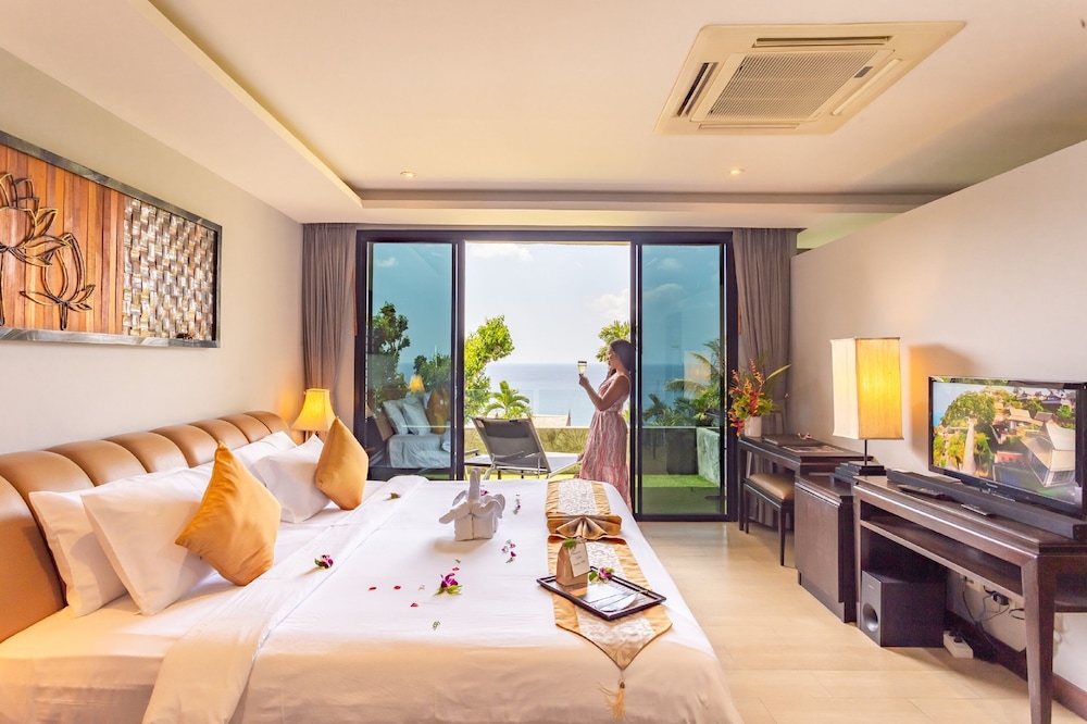 Deluxe Ocean View - Photo 4