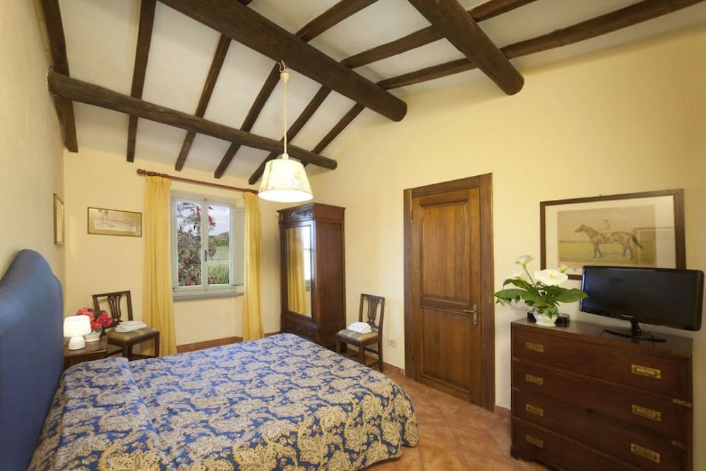 Apartment, 2 Bedrooms, Patio, Ground Floor photo 1