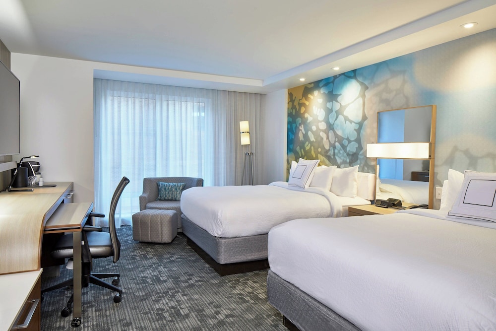 Room, 2 Queen Beds