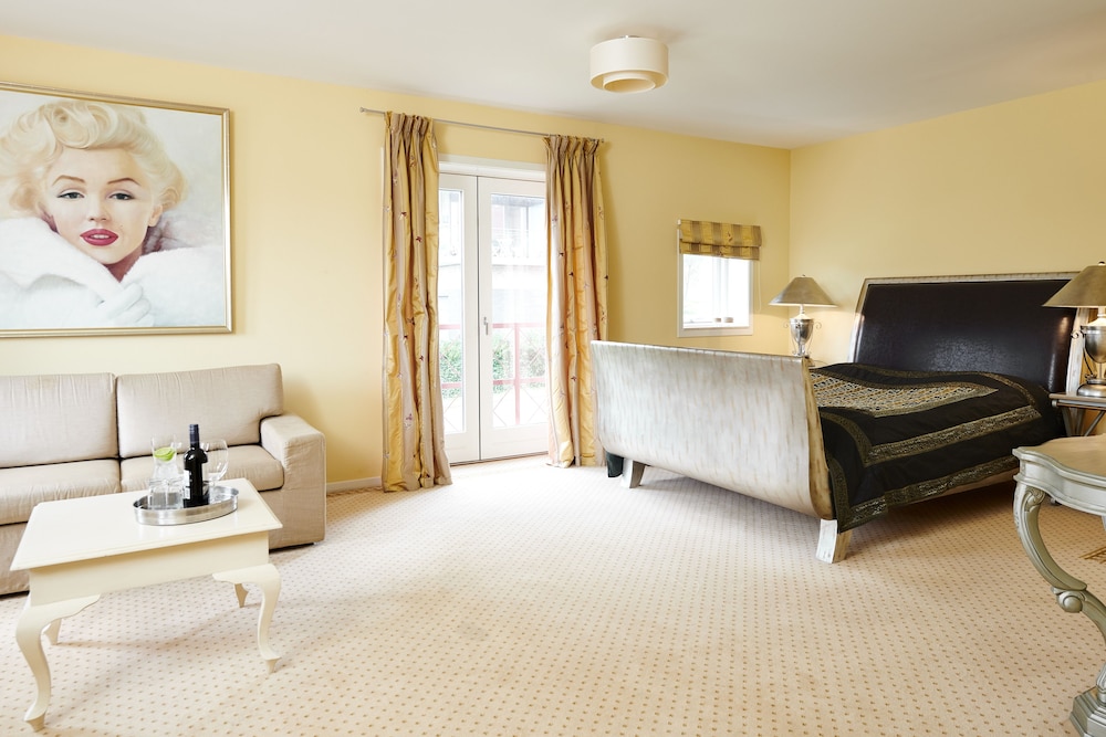 Suite photo 1