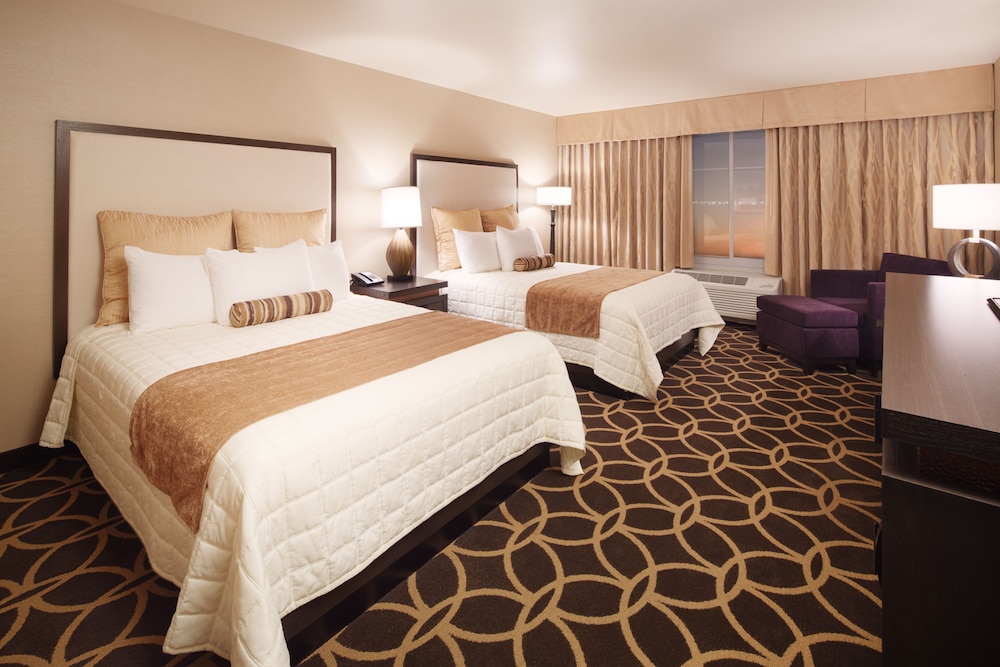 Deluxe Room, 2 Queen Beds, Non Smoking
