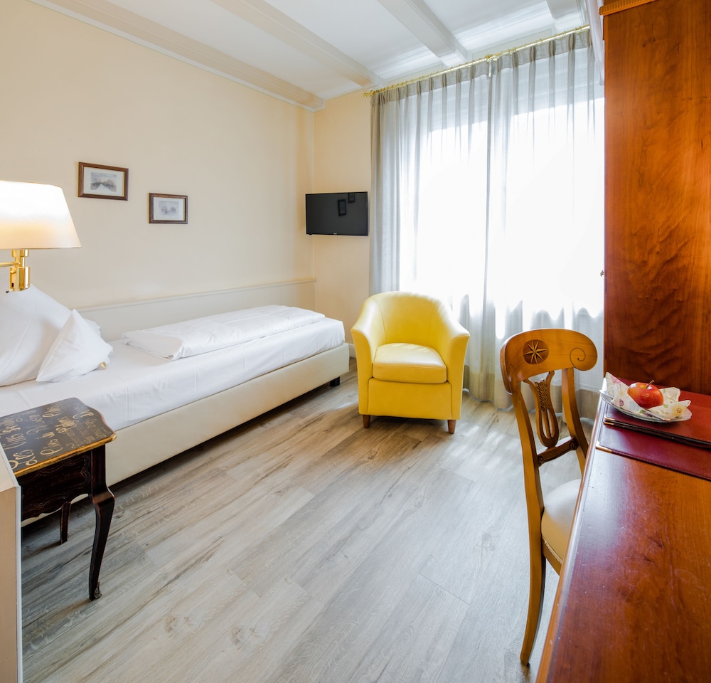 Standard Single Room - Photo 5
