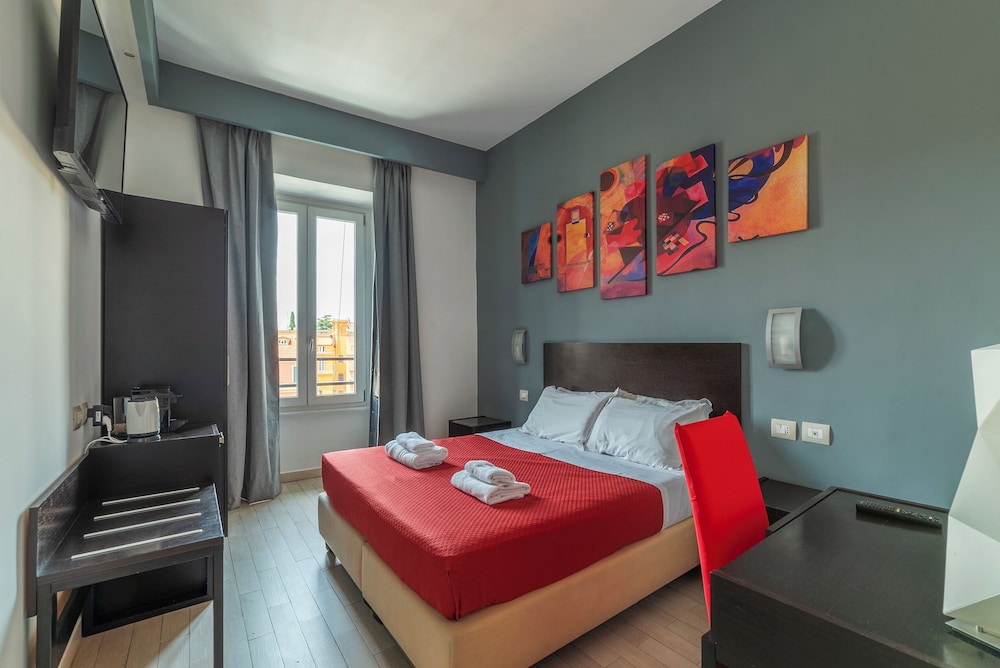Deluxe Double Room, City View