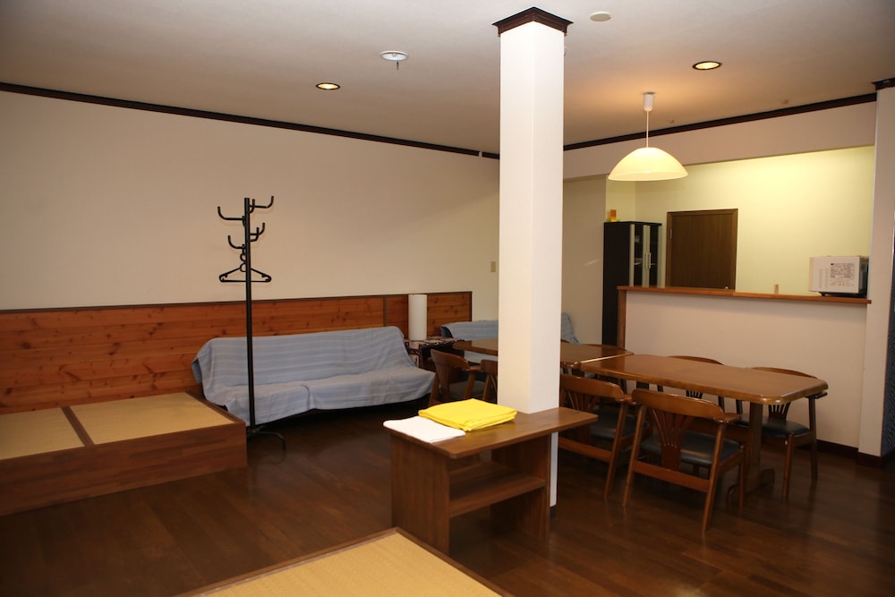 Family Room photo 2