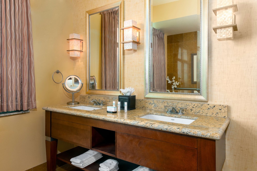 Presidential Suite, 1 King Bed photo 3