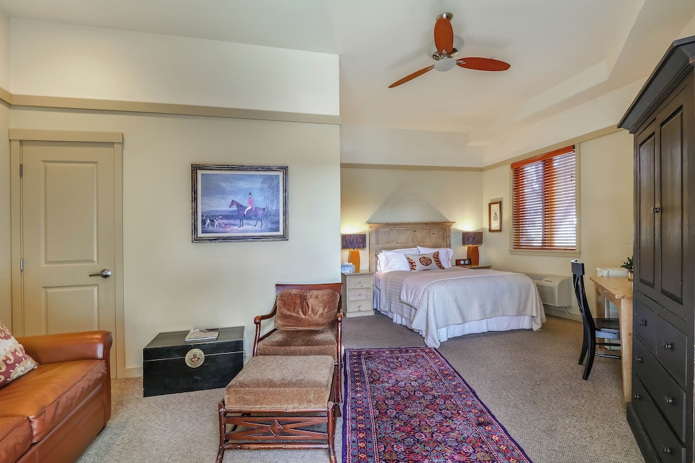 Classic Studio Suite photo 1