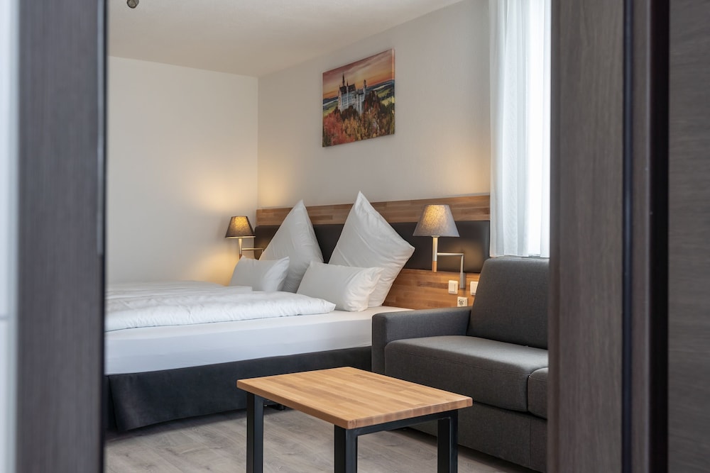 Family Room, 1 King Bed with Sofa bed photo 3