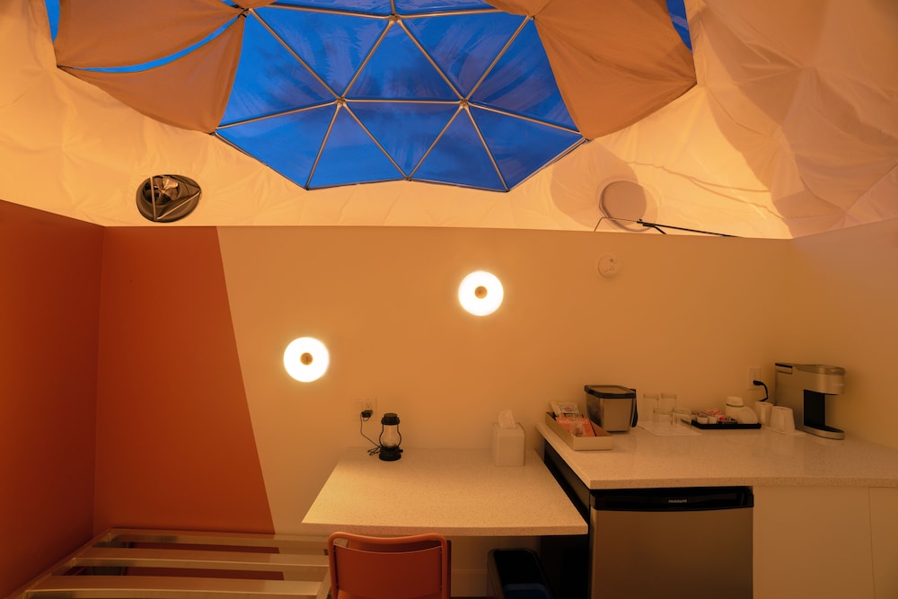 Glamping Family Skylight Dome photo 2