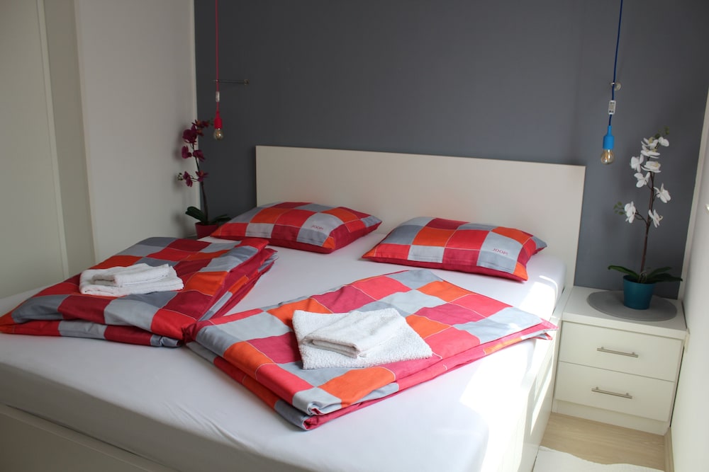 Apartment, 2 Bedrooms, Balcony (A4)