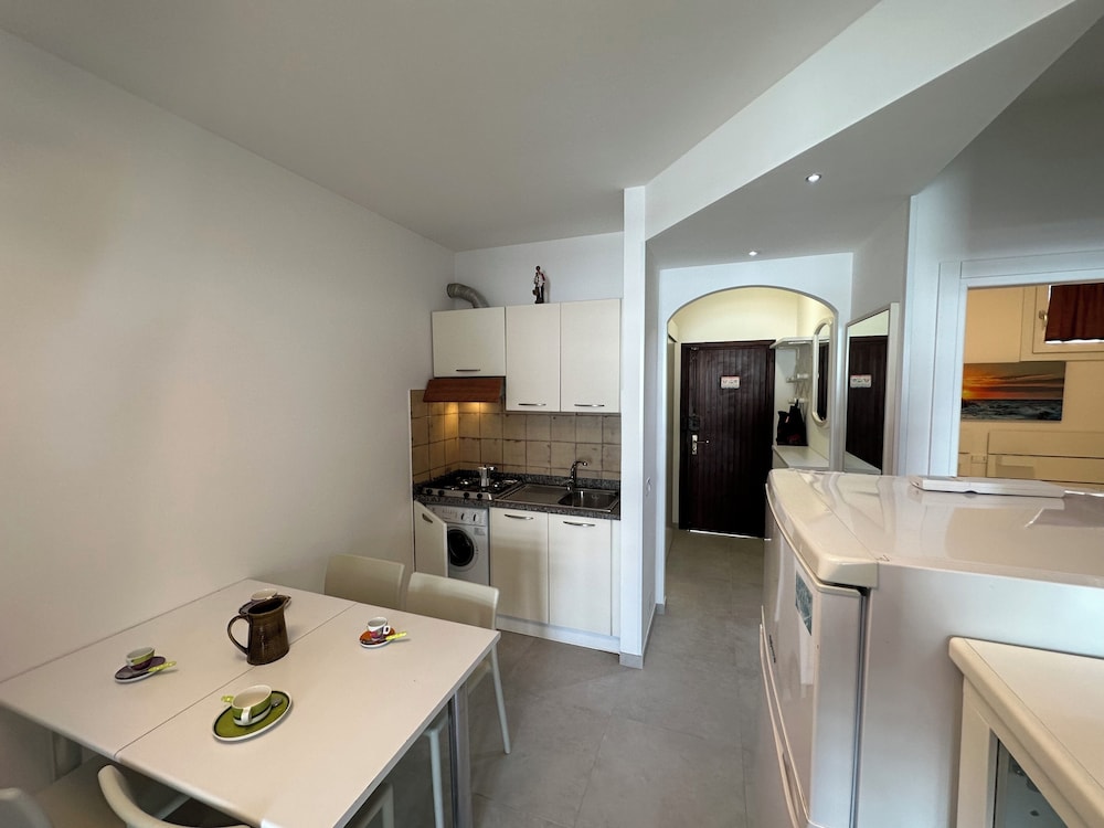 Apartment, 2 Bedrooms, Balcony, City View