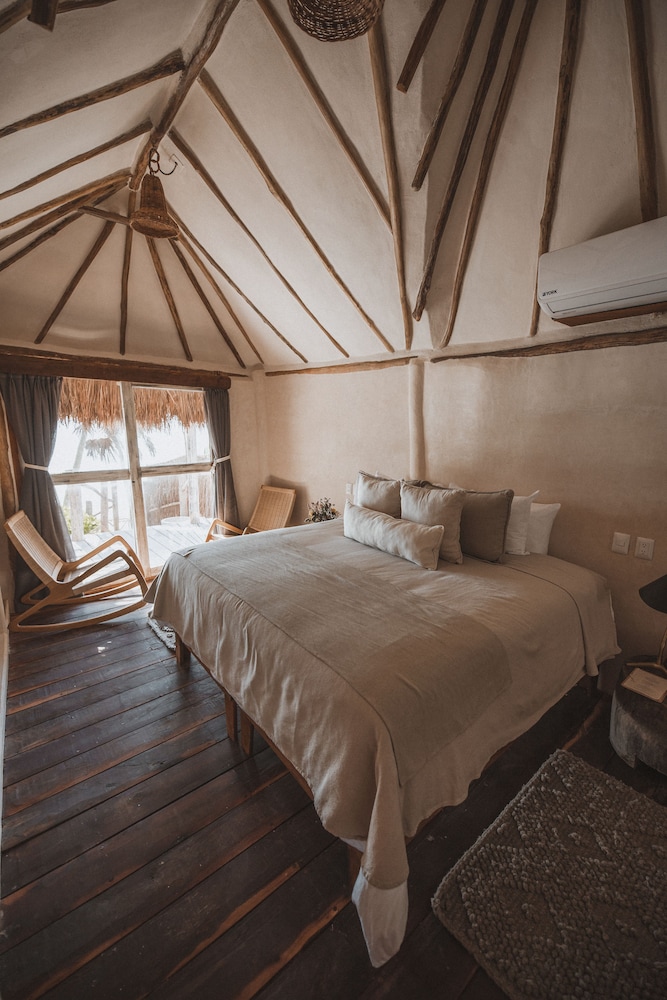 Room (Casa Arena)