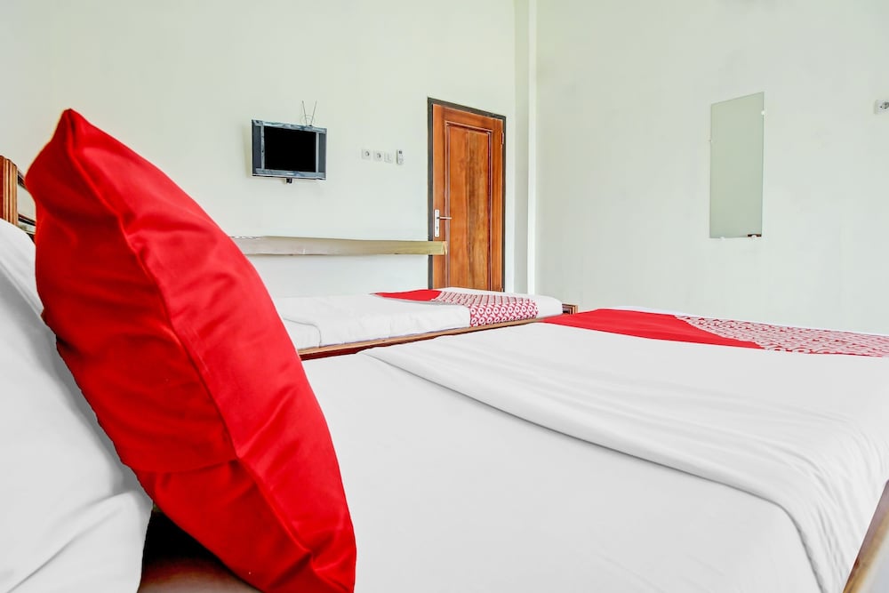 Standard Twin Room - Photo 3